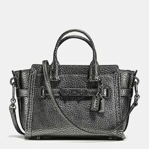 Coach Swagger 15 Mini catcher crossbody Purse Handbag Leather gunmetal Like New